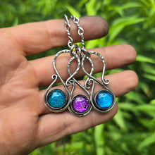 Load image into Gallery viewer, Flowing S Pendants