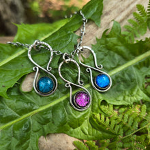 Load image into Gallery viewer, Flowing S Pendants