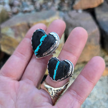 Load image into Gallery viewer, front profile of two royston ribbon turquoise heart ring with feather wrap
