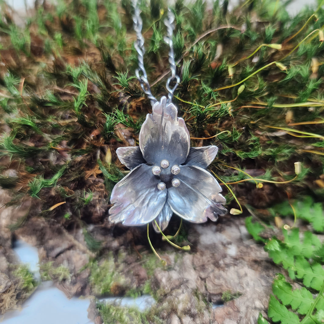 Trillium Flower Pendant