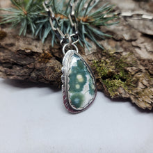 Load image into Gallery viewer, Green Plume Agate Pendant
