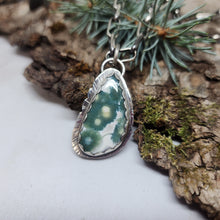 Load image into Gallery viewer, Green Plume Agate Pendant
