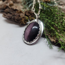 Load image into Gallery viewer, Purple Cats Eye Pendant
