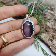Load image into Gallery viewer, Purple Cats Eye Pendant
