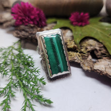 Load image into Gallery viewer, Malachite Statement Ring
