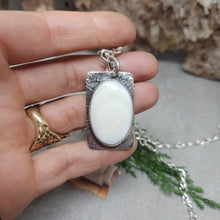 Load image into Gallery viewer, Mother Of Pearl Shell Pendant
