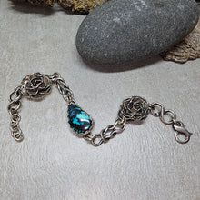 Load image into Gallery viewer, Peony and Azurite Chain Link Bracelet
