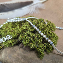 Load image into Gallery viewer, Beaded Necklace
