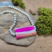 Load image into Gallery viewer, Pink Agate Beaded Necklace
