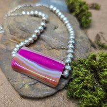 Load image into Gallery viewer, Pink Agate Beaded Necklace
