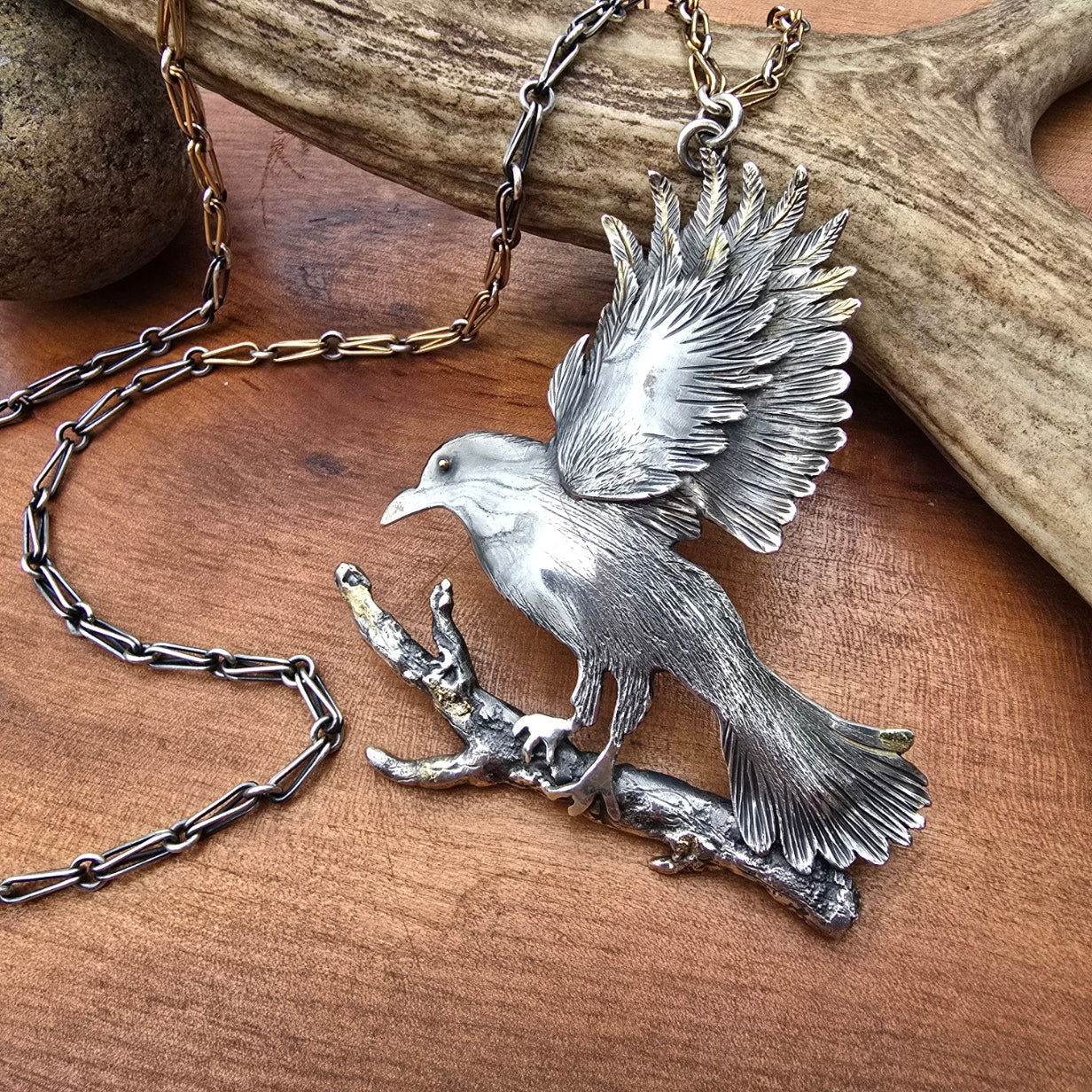 Raven Landing Pendant