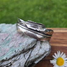 Load image into Gallery viewer, Two Feather Cuff

