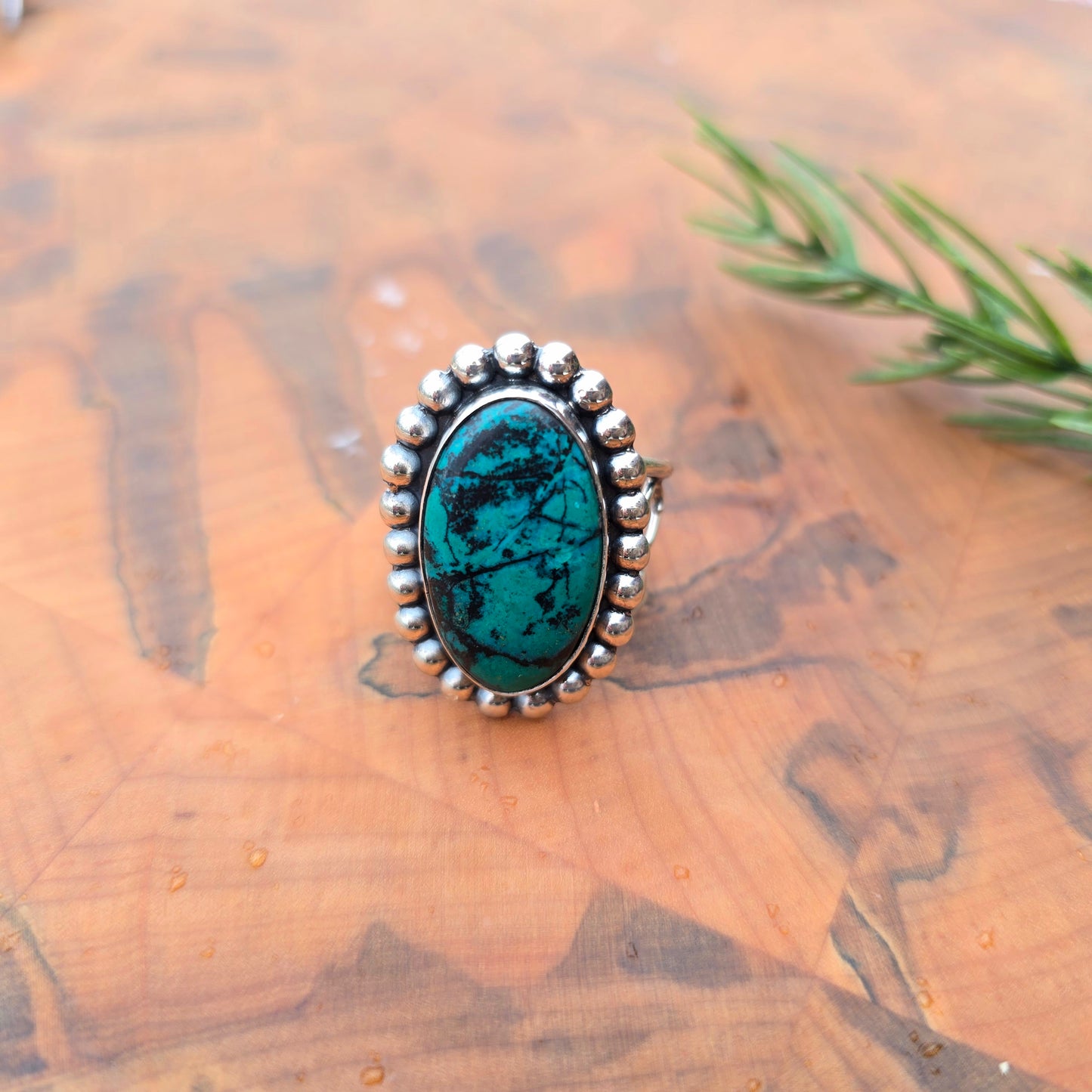 Azurite decorative shank ring in sterling silver