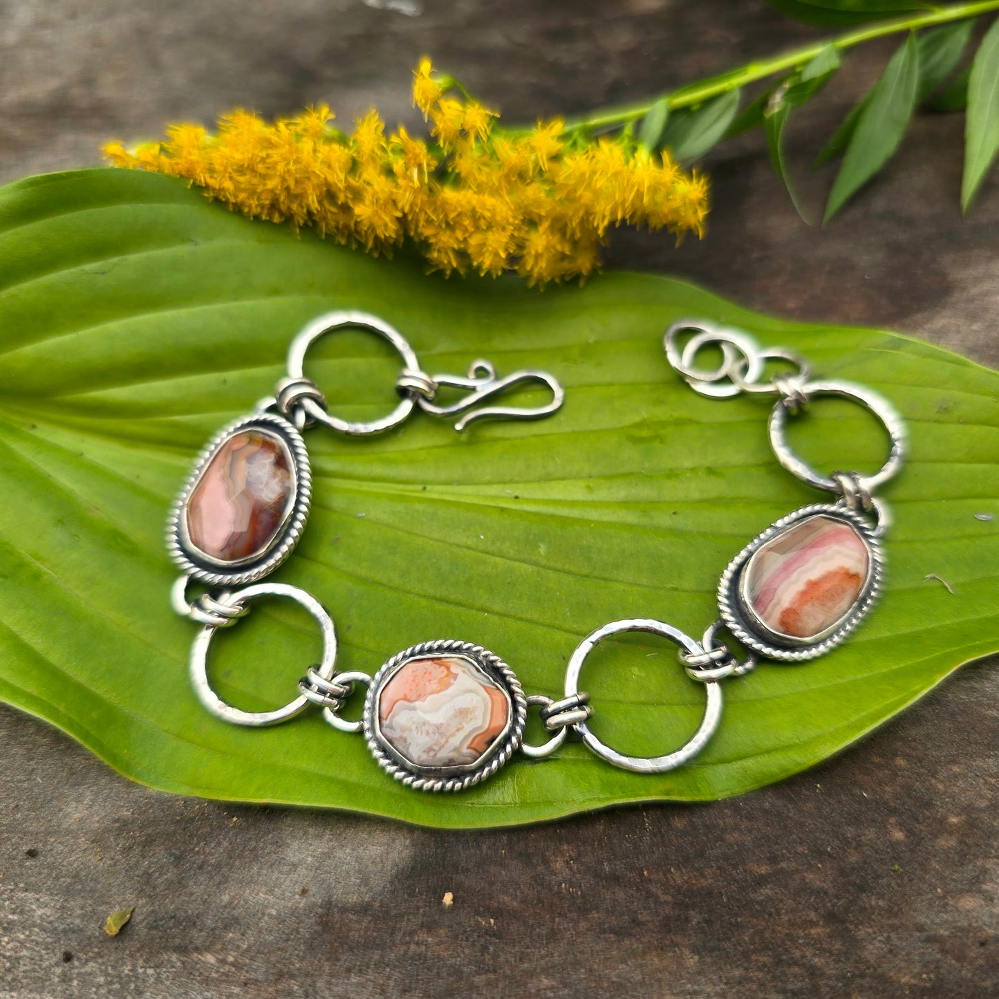 Crazy Lace Agate & Hammered Hoop Sterling Silver Chain Link Bracelet