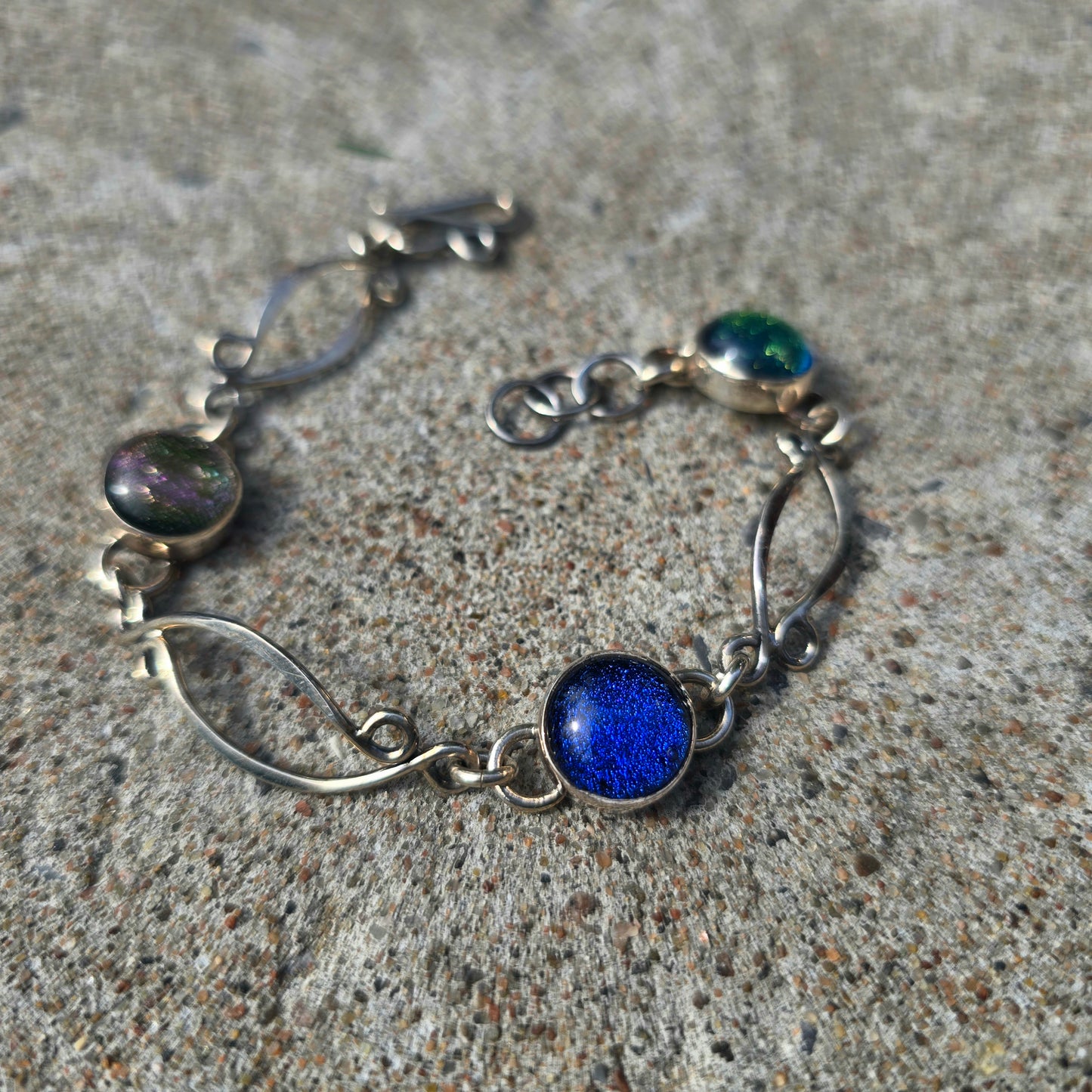 Hand-Forged Windswept Link Dichroic Glass Sterling Silver Bracelet