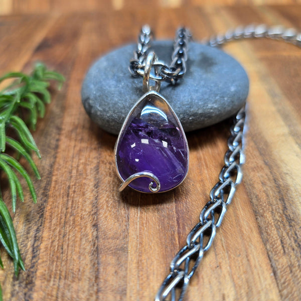 genuine amethyst pendant in sterling silver