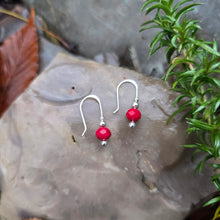 Load image into Gallery viewer, red agate and sterling silver threader earrings
