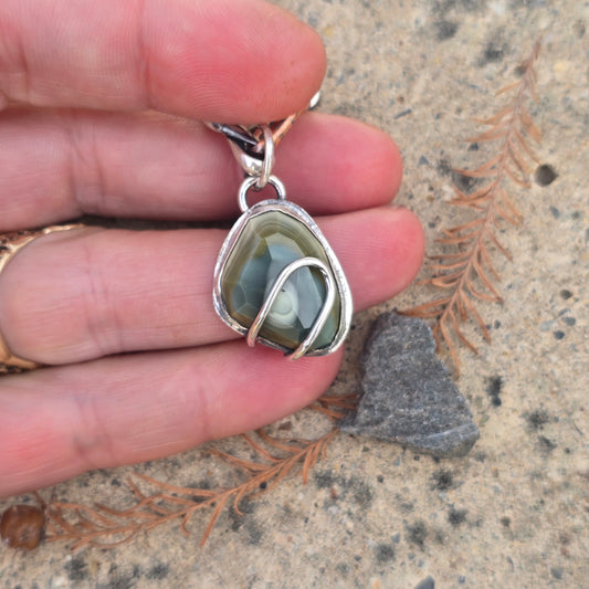 Faceted Green Imperial Jasper Pendant with Sculpted Faux Prong in Sterling Silver
