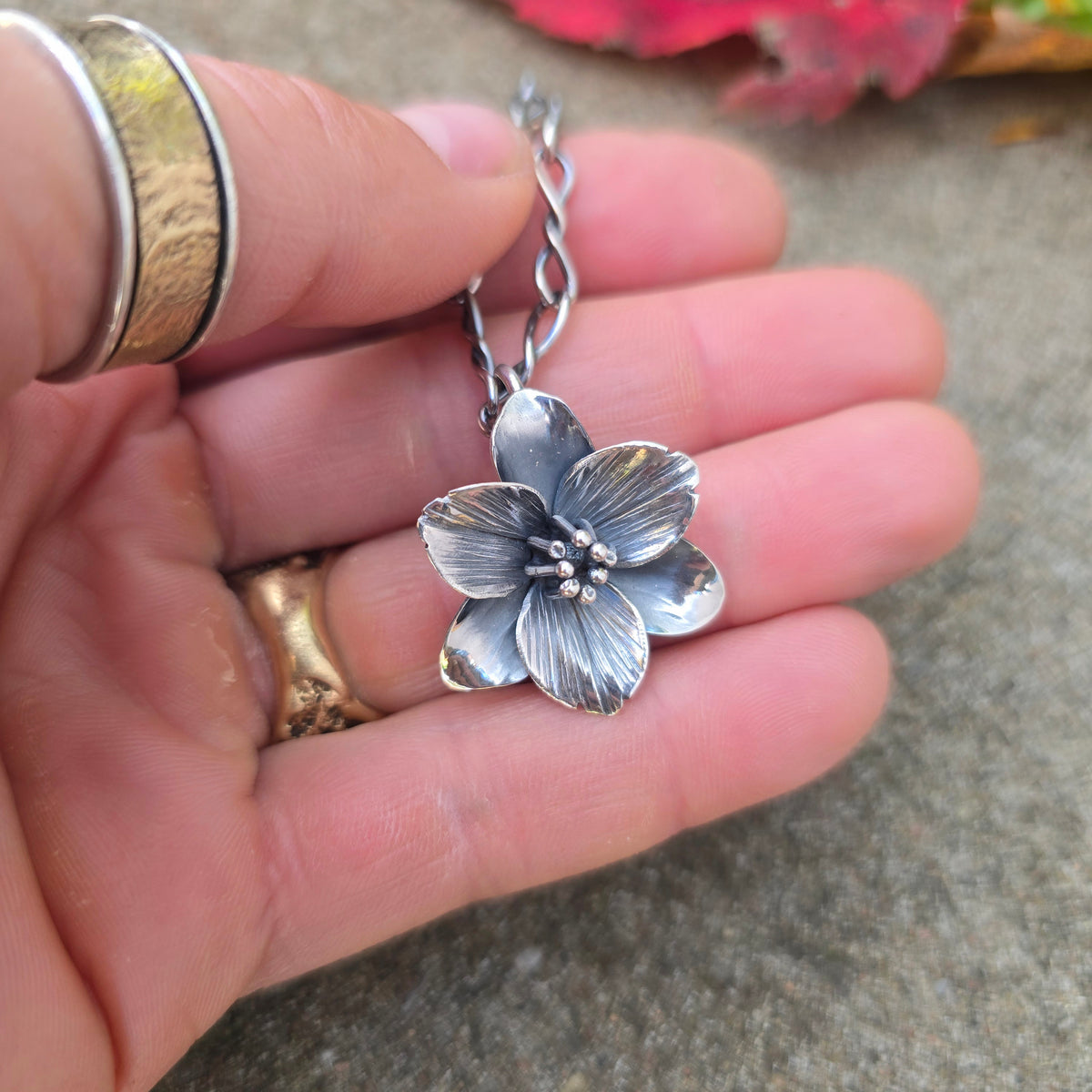 Trillium Pendant — Sterling Silver / Approx. 1.25 Inches