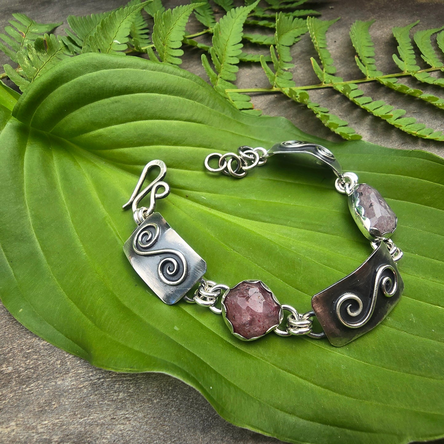 Strawberry Quartz Swirl Sterling Silver Bracelet