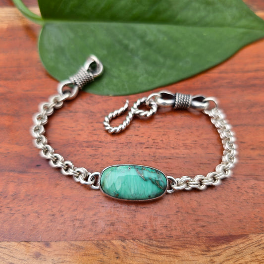 sterling silver bracelet with verisite chainmail and bow-tie links shown from front view