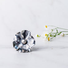 Load image into Gallery viewer, Stonehouse Dew Drop Flower Adjustable Ring II
