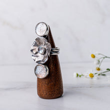 Load image into Gallery viewer, Stonehouse Flower Big Dew Drop Adjustable Ring
